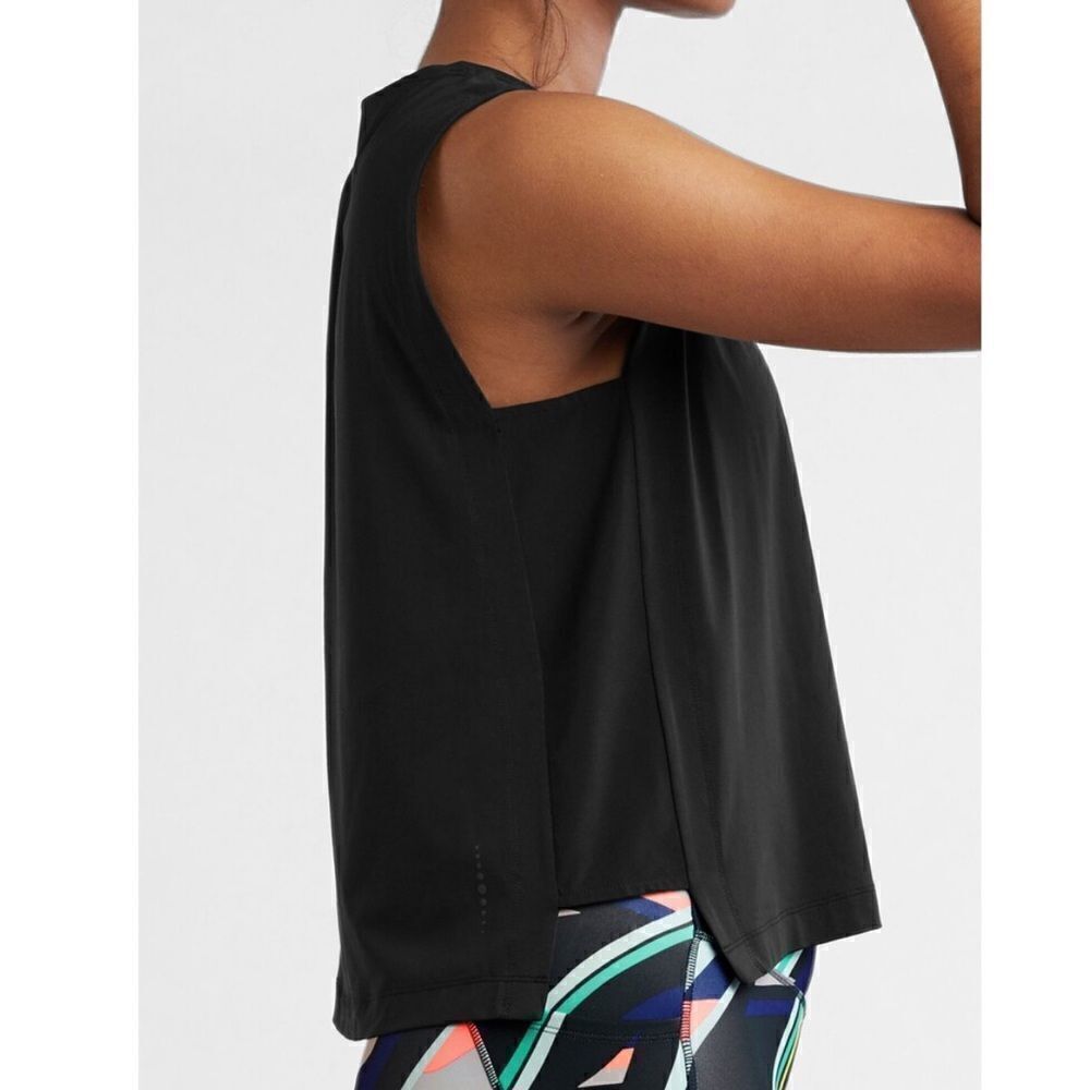 Title Nine Airess Tank Black - Picture 6 of 6